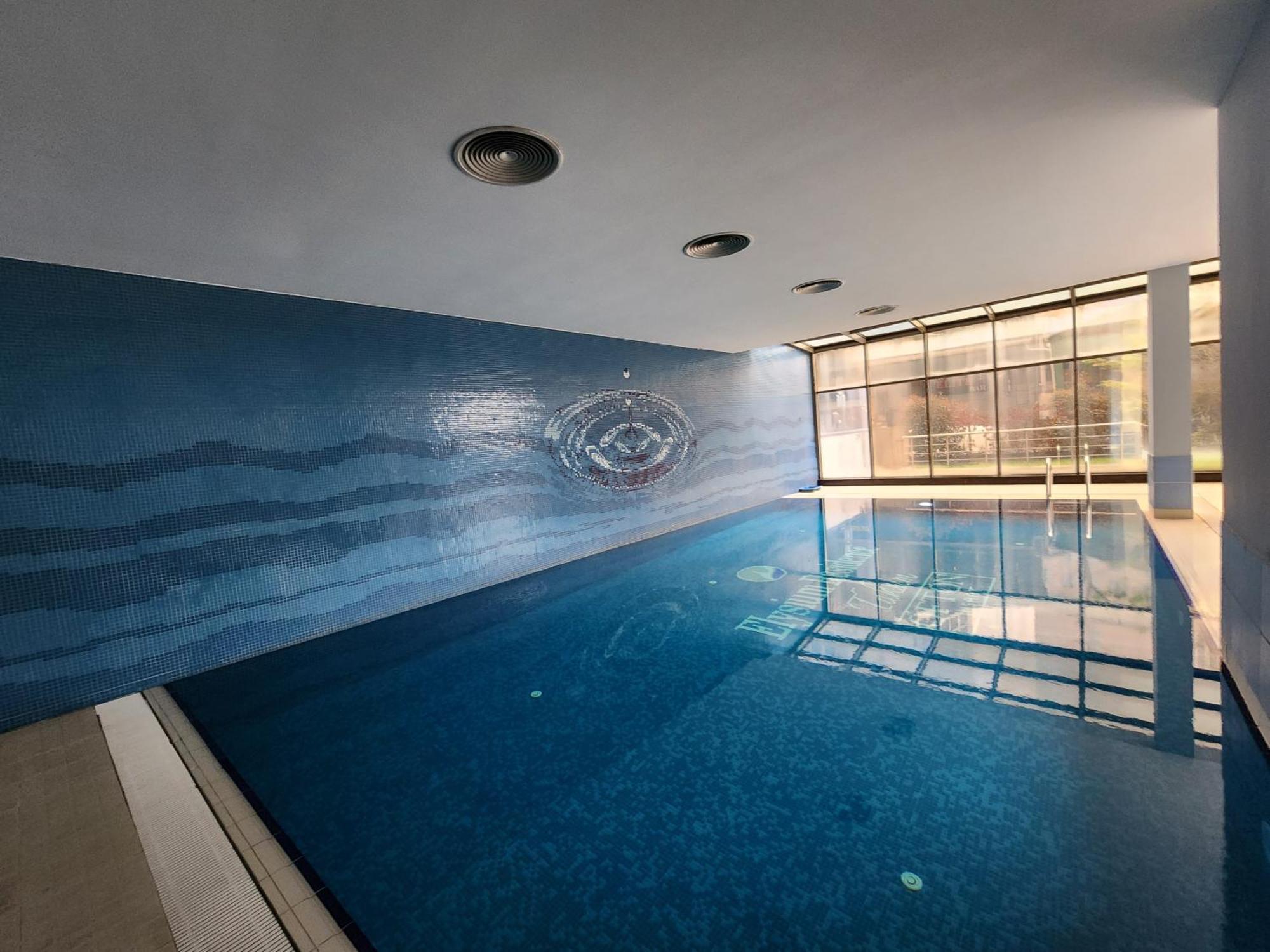 Taksim Square Residence, Two Bedrooms, Pool Sauna Gym Istanbul Exterior photo